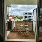 Appartement Cosy - Rénové Et Lumineux - *